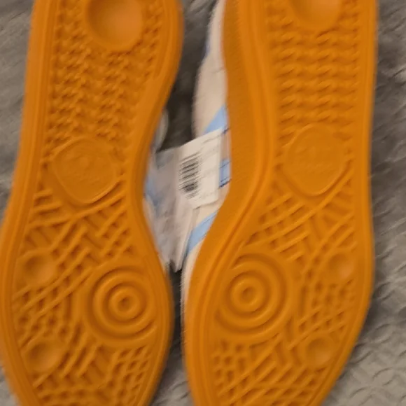 Adidas Handball Spezial Cream and Light Blue Sneakers Size 7 NWT - Picture 5 of 6